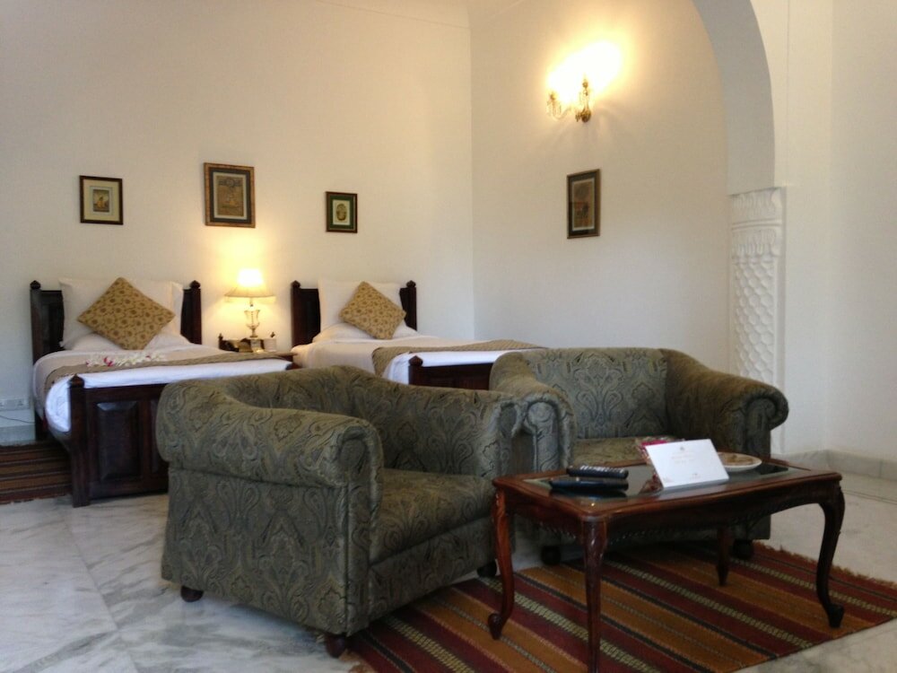 Фото Talabgaon Castle