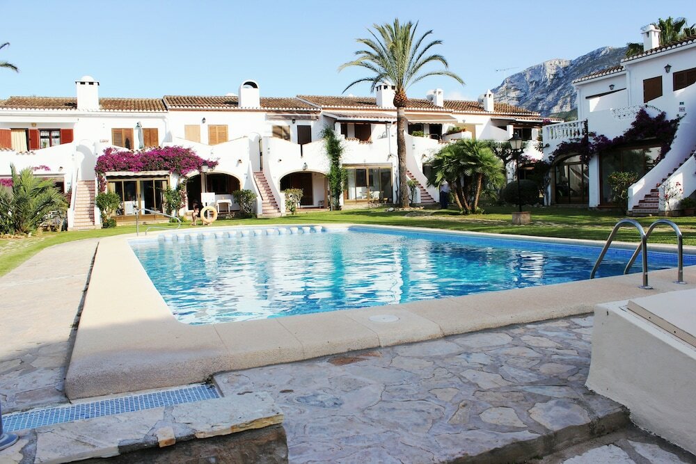 Фото 150 Tropicana Park