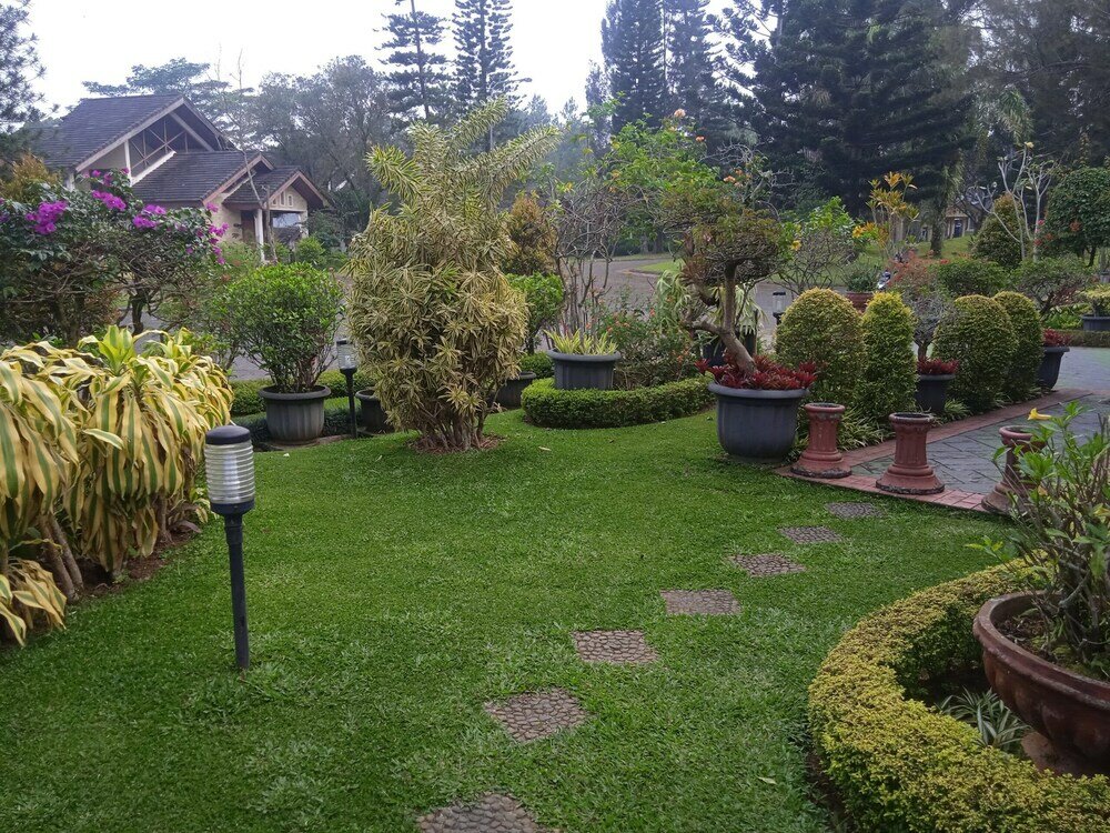 Фото Villa Kota Bunga Allamanda