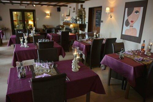 Внешний вид отеля Auberge Le Relais в Буйоне, фото 4