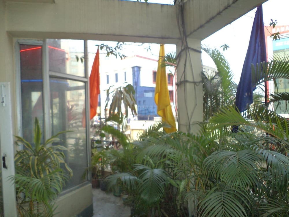 Фото Hotel Mahalaxmi Indo Myanmar