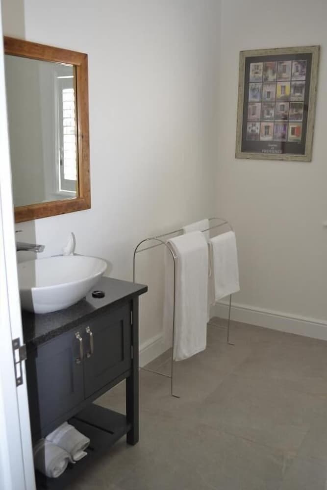 Фото Oceans Drift Guest House - Adults Only