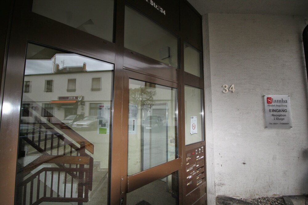 Фото Slamba Hostel Augsburg