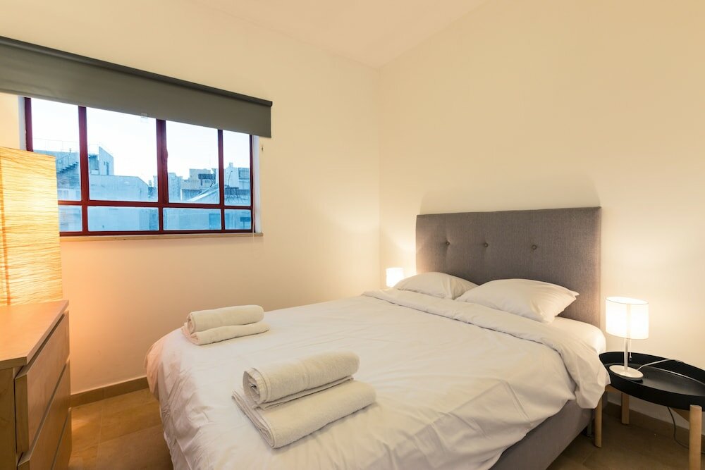 Фото Апартаменты Elegant 2br with Veranda by FeelHome