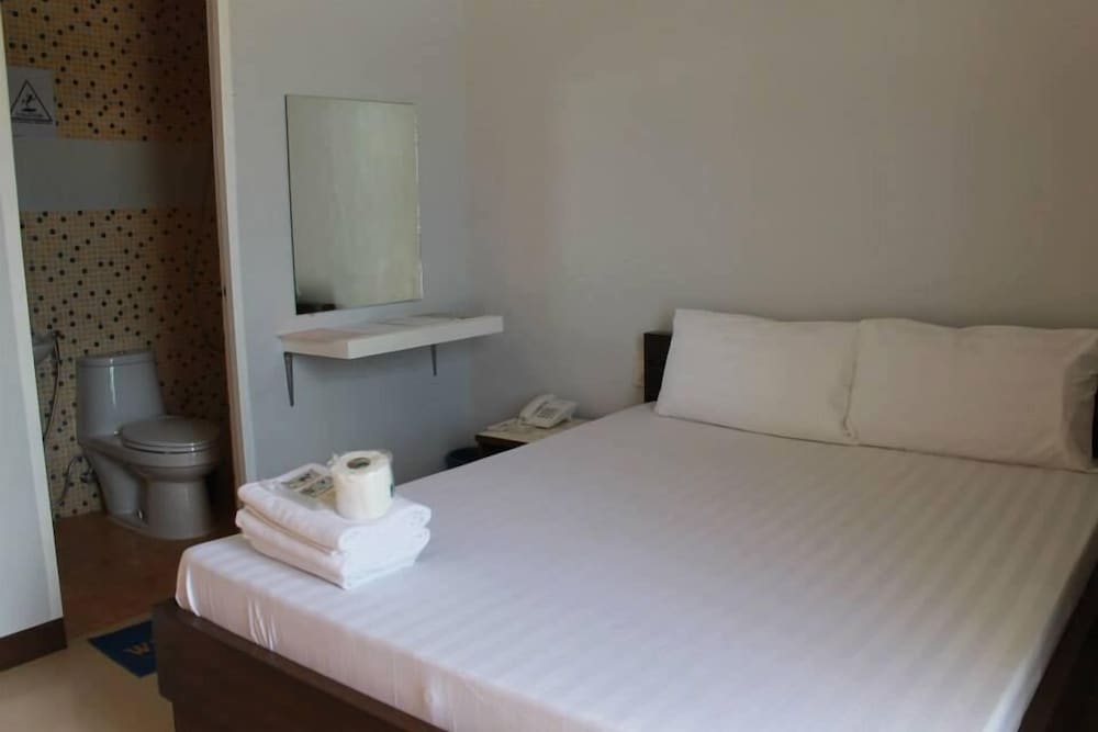 Фото Dianne Gardens Hotel