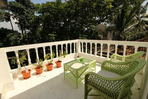 Гостиница Oyo 9365 Home Duplex 3 Bhk Calangute North Goa