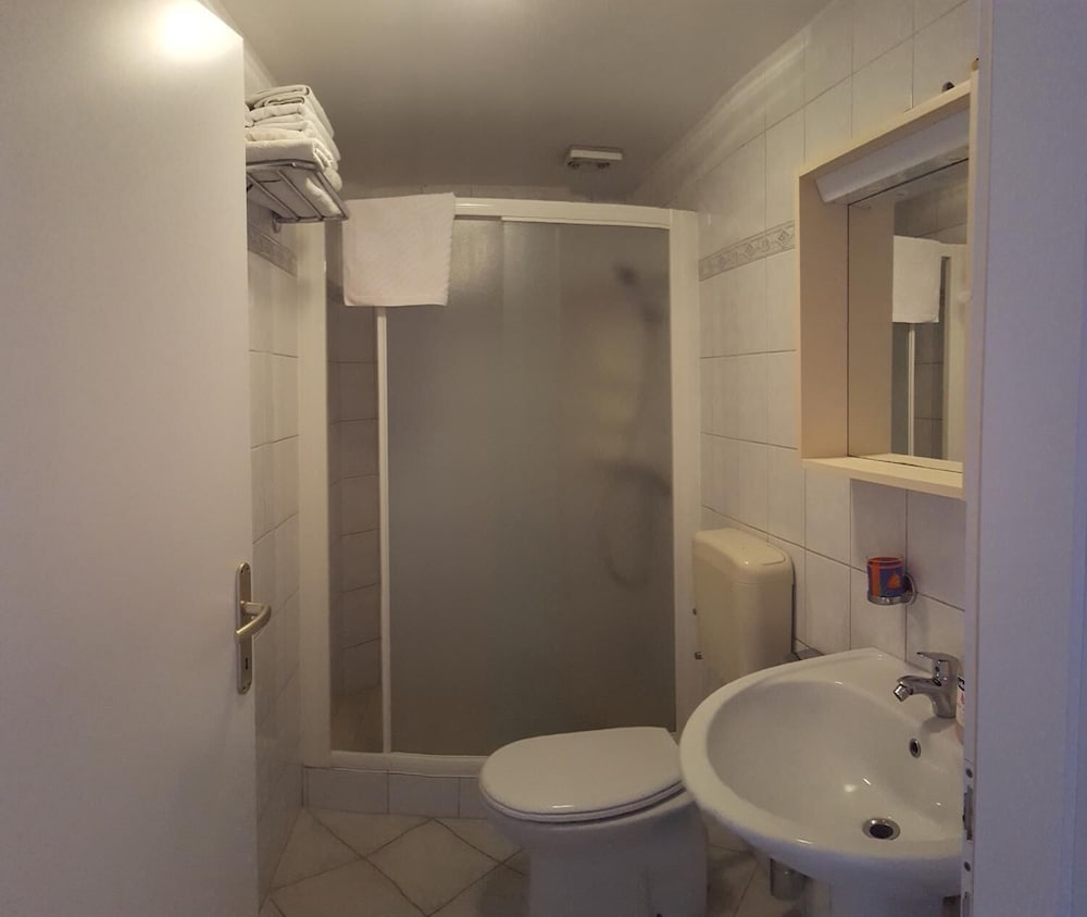 Фото Apartments Marija Lastovo