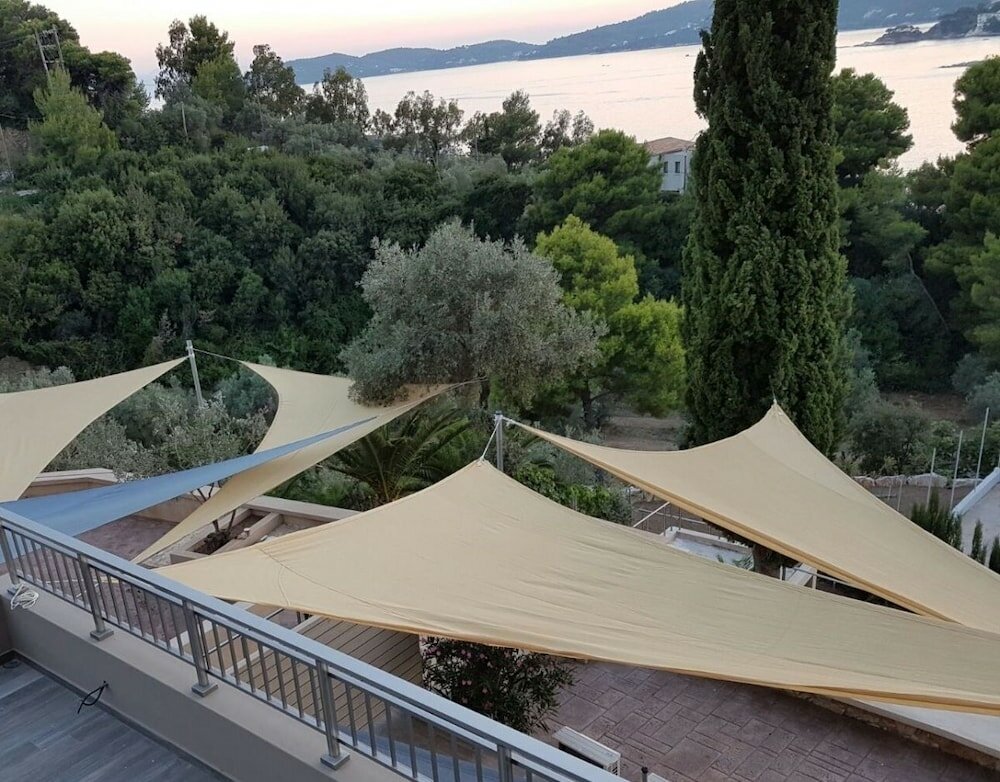 Фото Core Luxury Suites