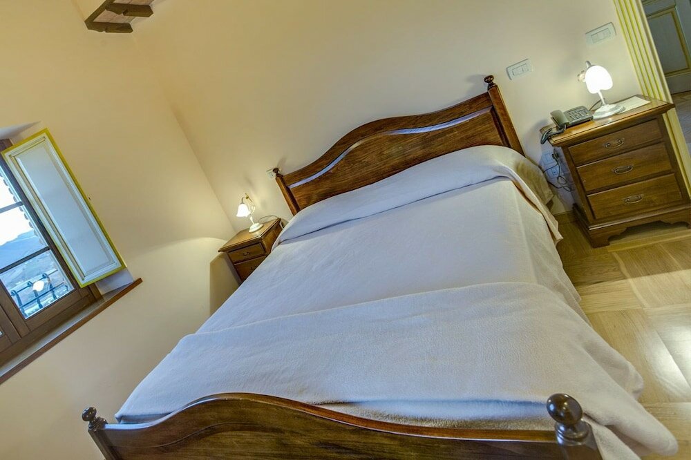 Фото La Castellaia Resort