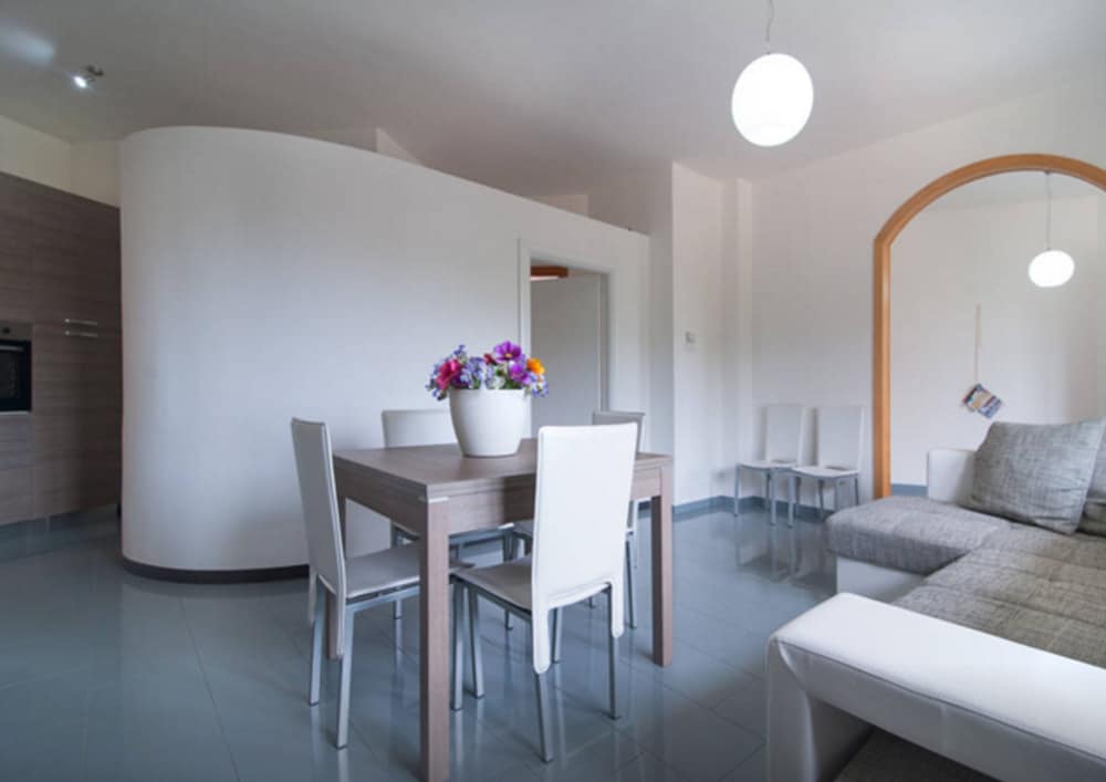 Фото Cream & Caramel bed