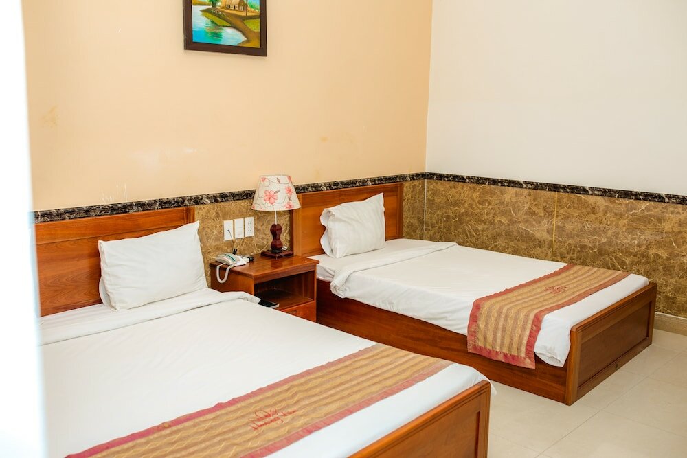 Фото Hoang Van Hotel