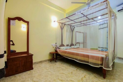 Гостиница La Safari Inn Tissamaharama