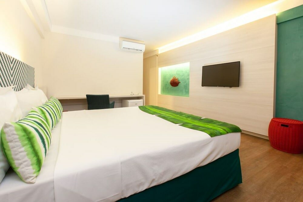 Фото Hot Beach Resort