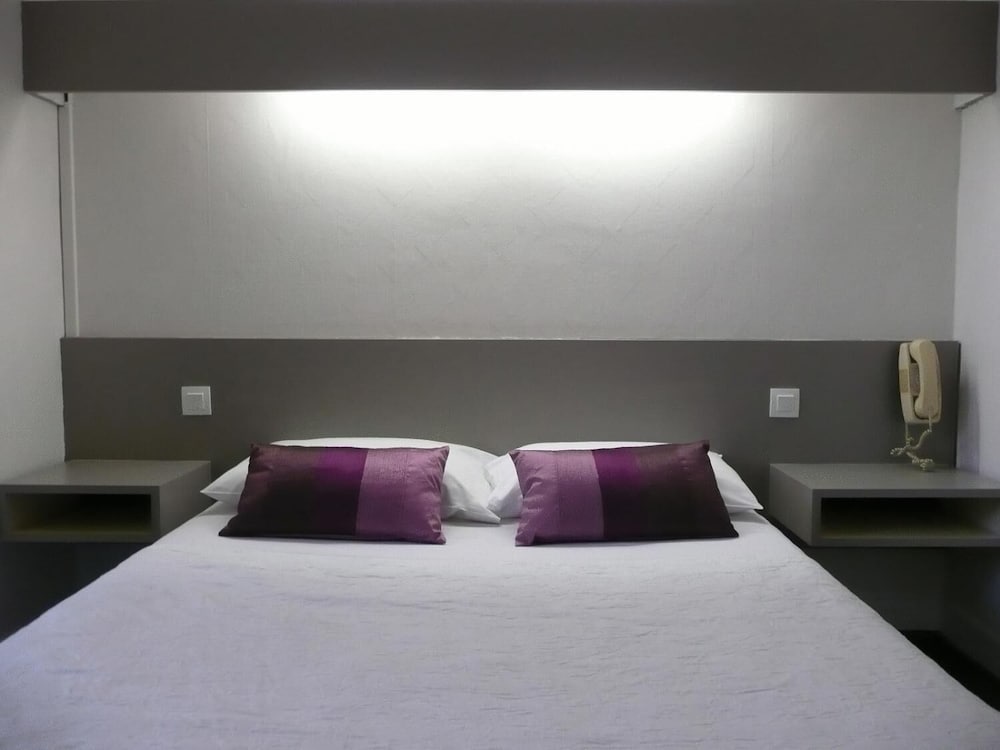 Фото Hotel Little Lodge