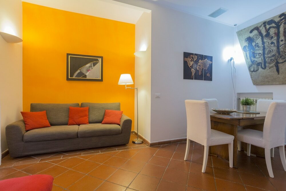 Фото Gianicolo's Hill Suite Apartment