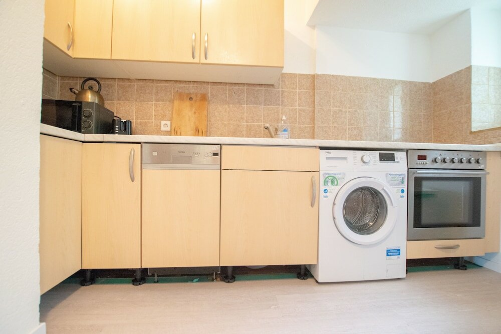 Фото Comfortable Large Center Apartment