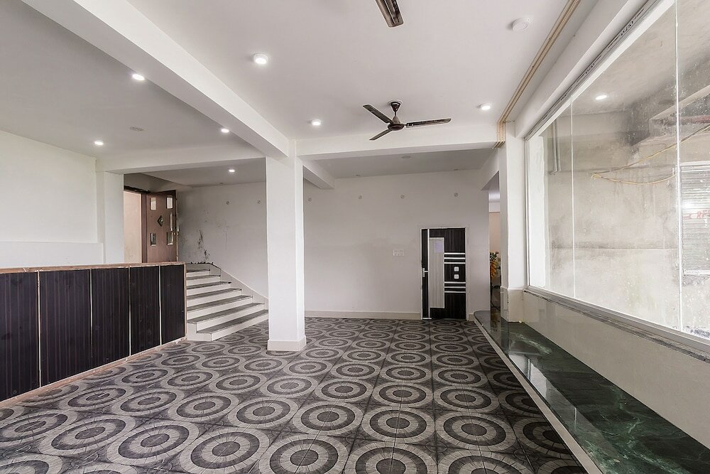 Фото Hotel Om Regency