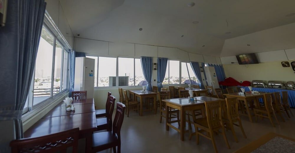 Фото Shwe Thit Pin