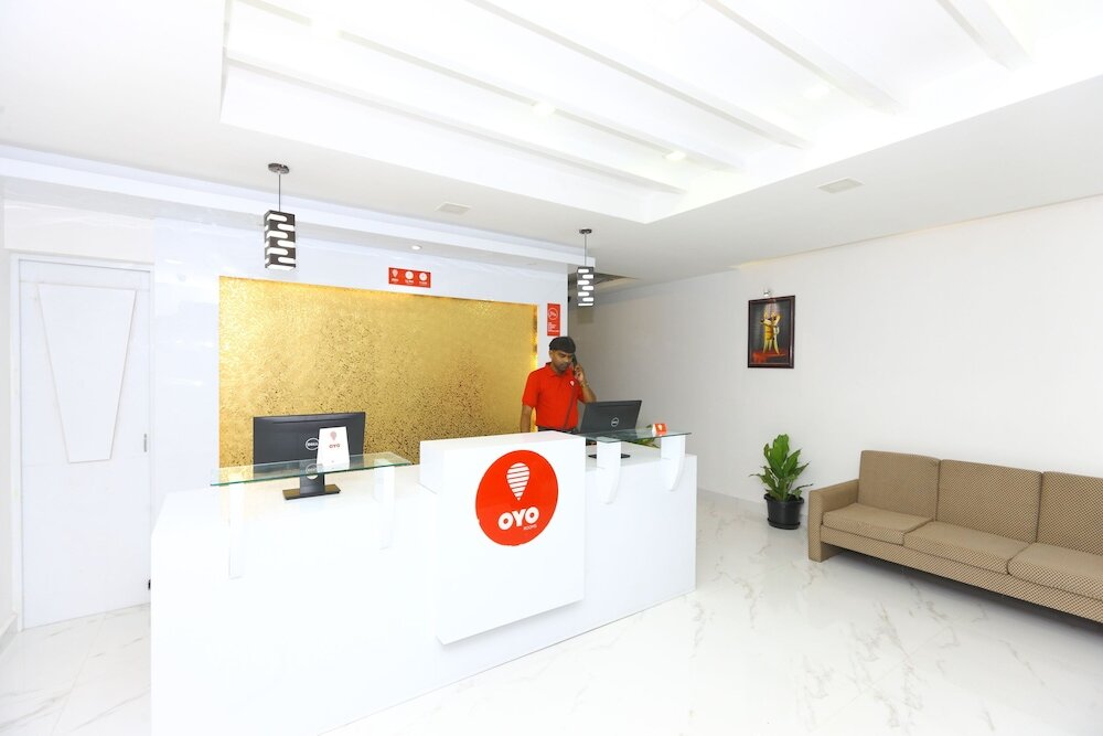 Фото Oyo 9372 Rich Inn