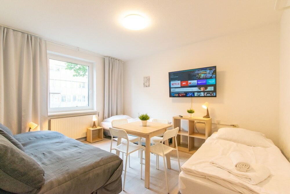 Фото Comfortable Large Center Apartment