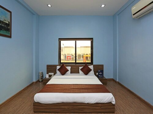 Гостиница Oyo 11939 Hotel Queens Club Of India в Райпуре