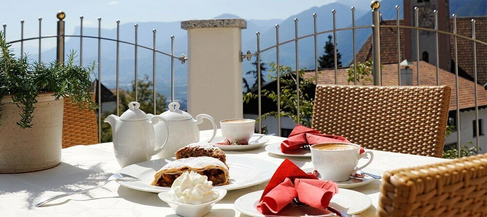 Фото Hotel Mair am Turm