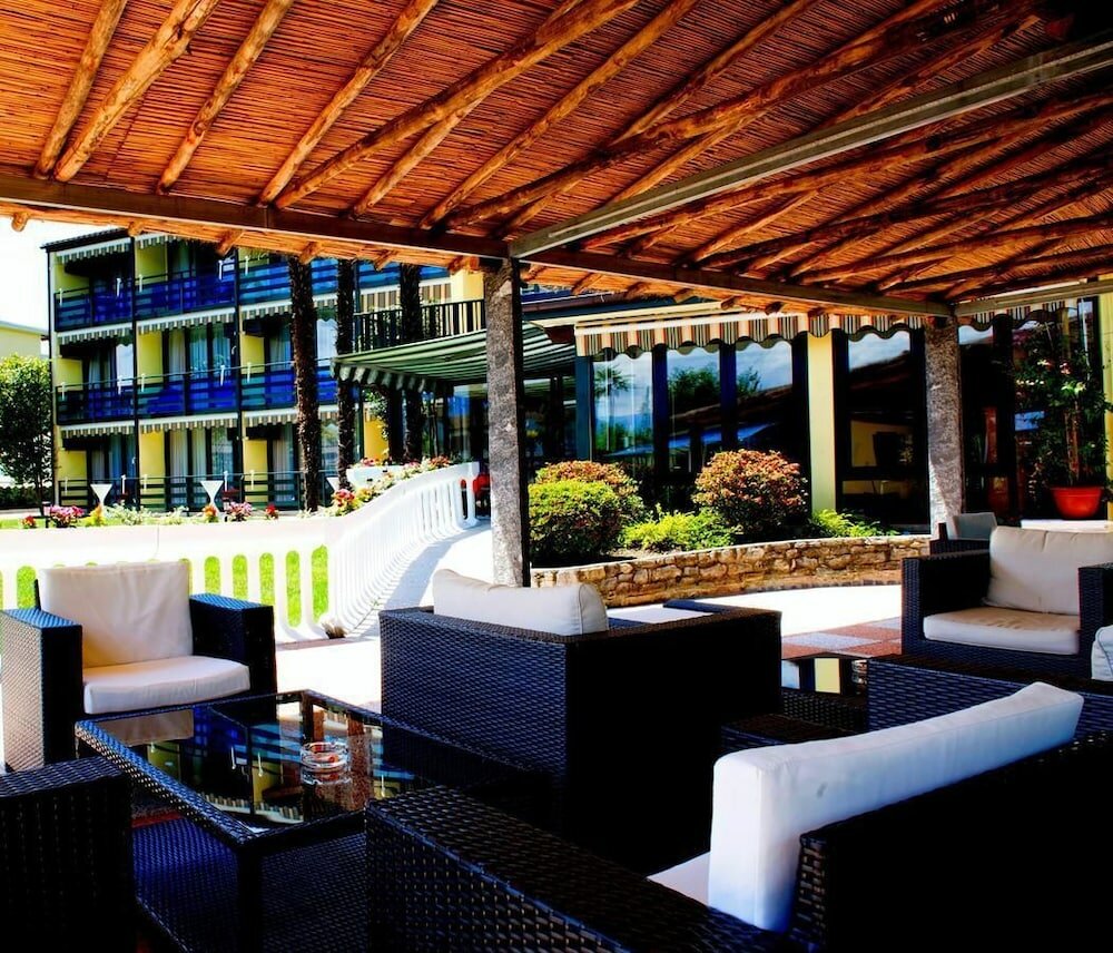 Фото Hotel Garni Tiziana