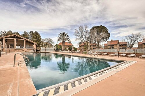 Гостиница Pet-friendly St George Escape w Shared Pool в Сент-Джордже