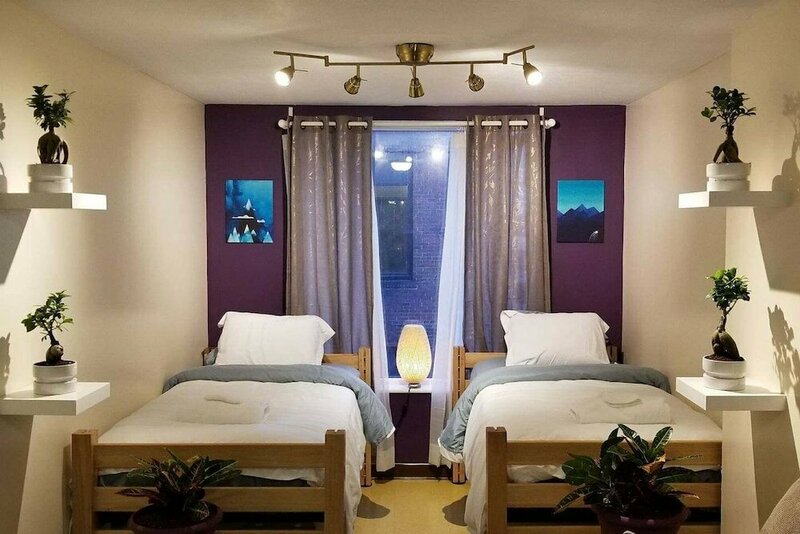 Гостиница Downtown Apt Walk to PPG Conv Center More в Питтсбурге
