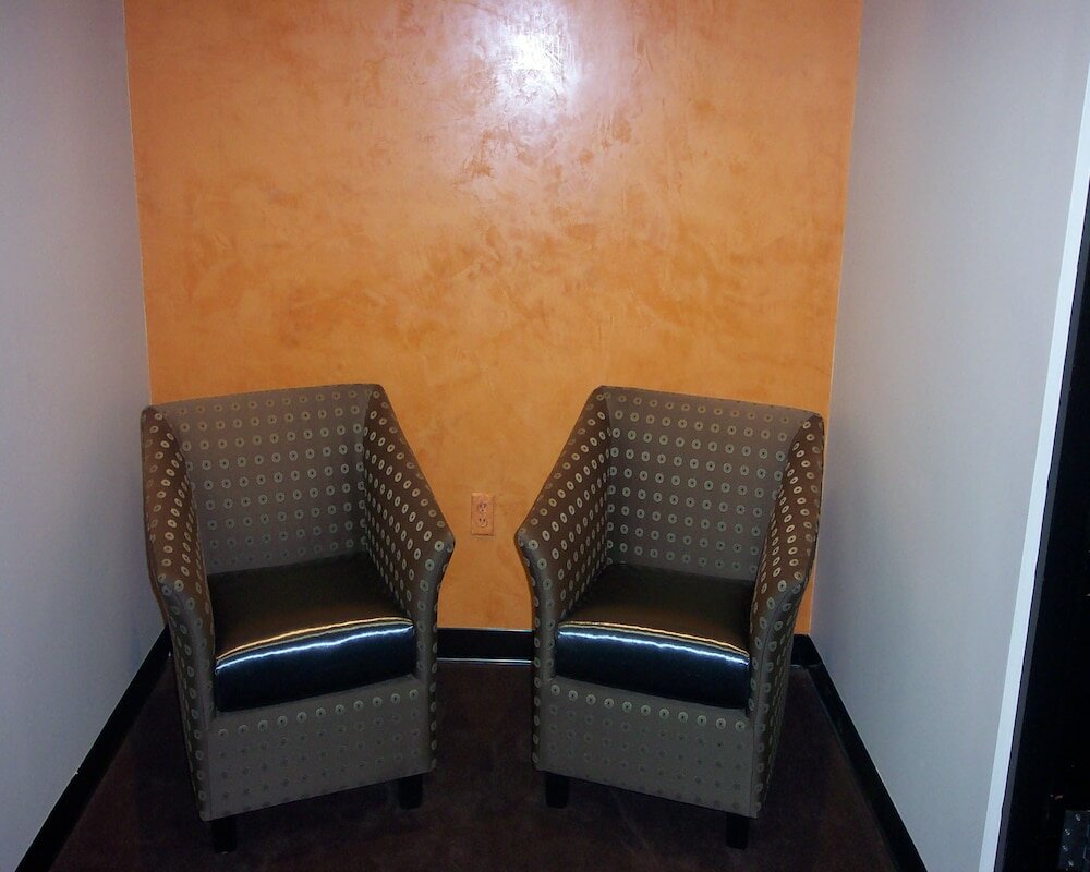 Фото Ramada Plaza by Wyndham West Hollywood Hotel & Suites