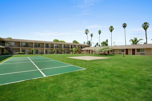 Гостиница Travelodge by Wyndham Santa Maria в Санта-Марии