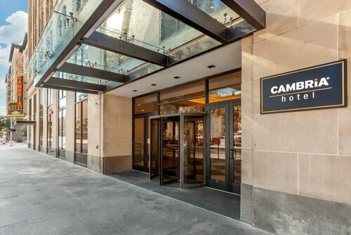 Гостиница Cambria Hotel Houston Downtown Convention Center в Хьюстоне