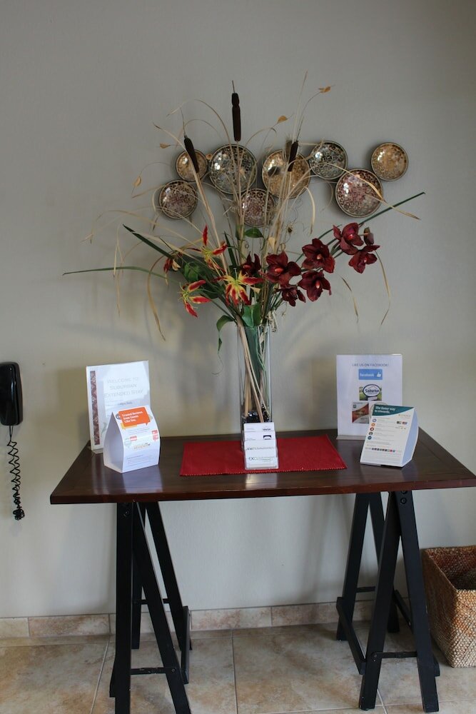 Фото Suburban Extended Stay Hotel Triadelphia