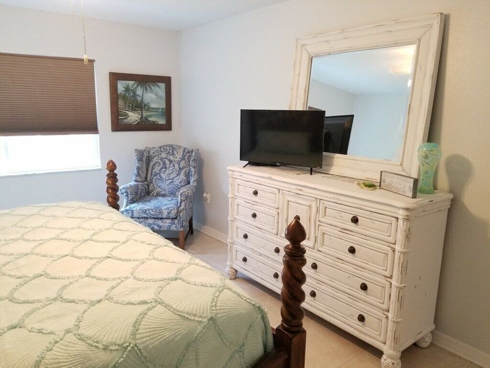 Фото Pelican Inlet E134