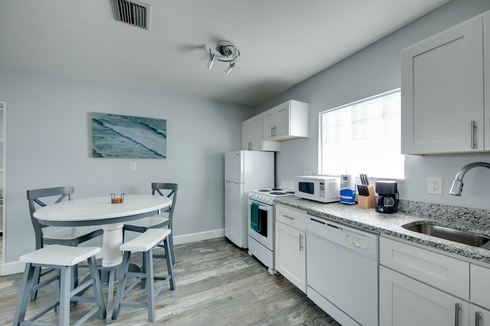 Фото The Bungalows