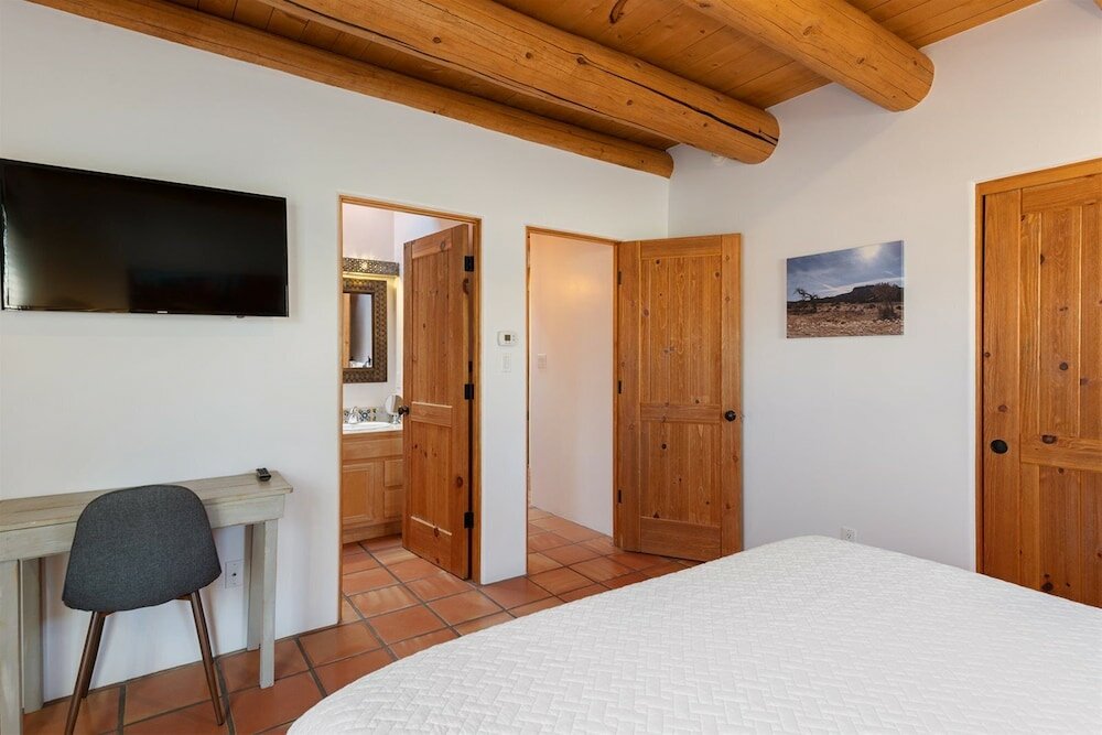 Фото Casa Pico - Ideal Location, Fantastic Workspaces, Perfect Patio