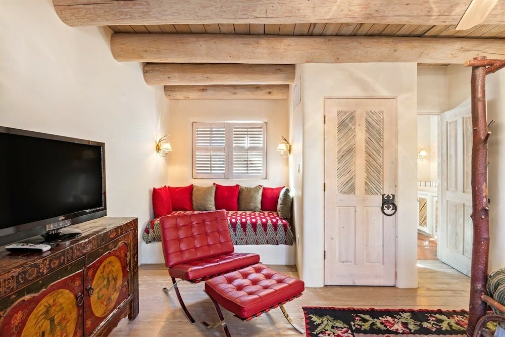 Фото Casa Siempre Mayo - Railyard Gem, Walk to Plaza