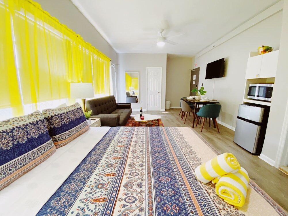 Фото Miami International by Lowkl