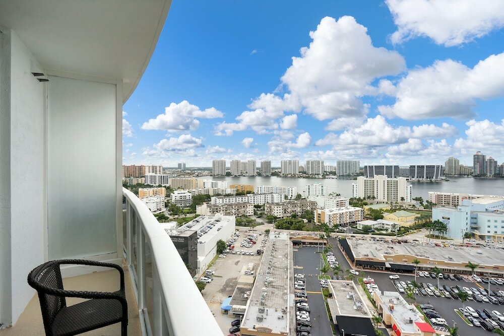 Фото Trump International Beach Resort Miami