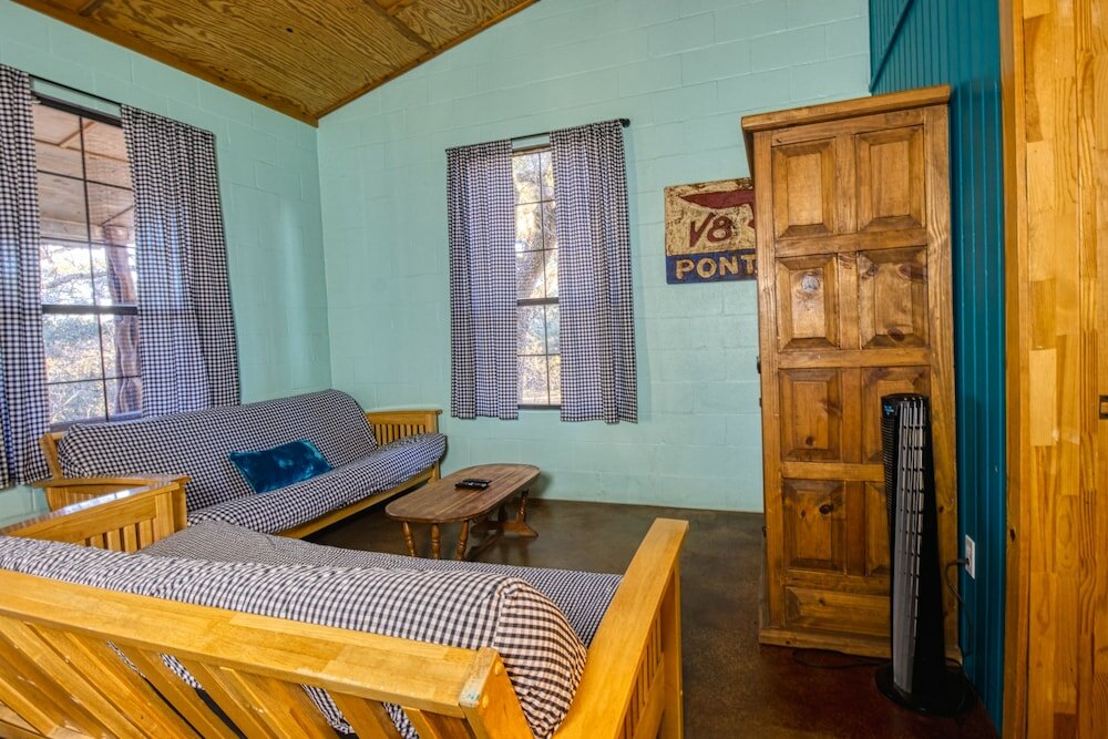 Фото Frio River Cabins