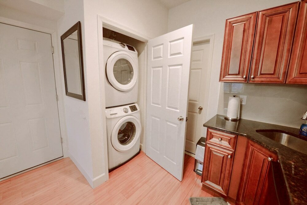 Фото Wood Extended Suites