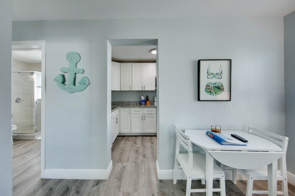 Фото The Bungalows