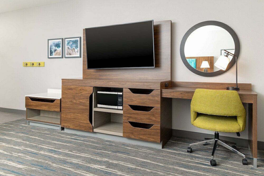 Фото Hampton Inn & Suites Santa Rosa Sonoma Wine Country