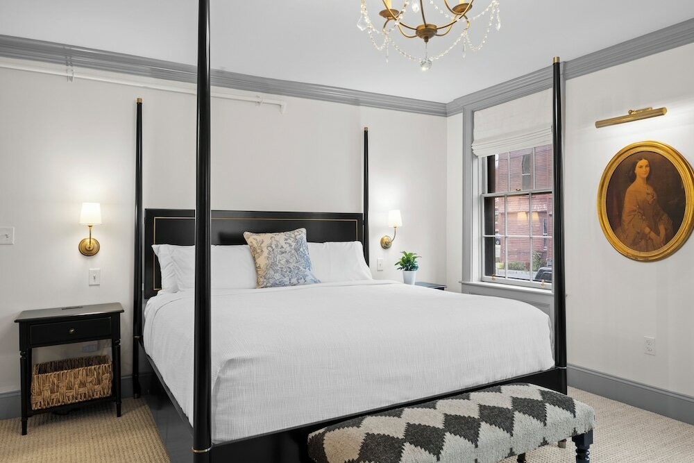 Фото The Davenport Inn