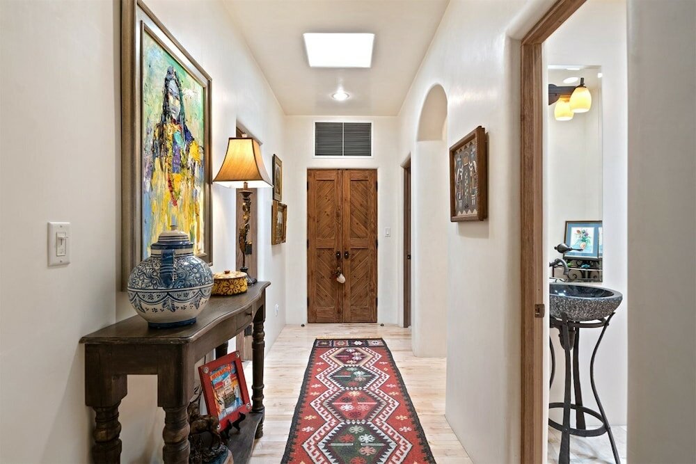 Фото Adobe Dream - Luxury East Side Adobe Home, Light Filled and Spacious