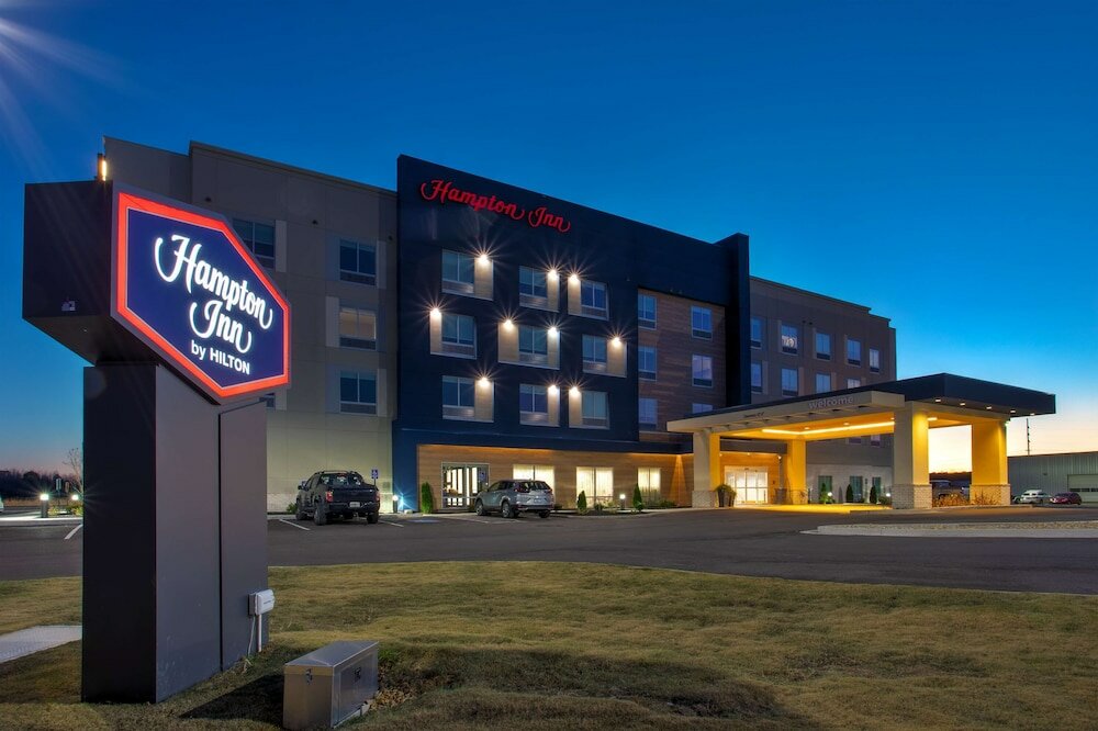 Фото Hampton Inn by Hilton Paris