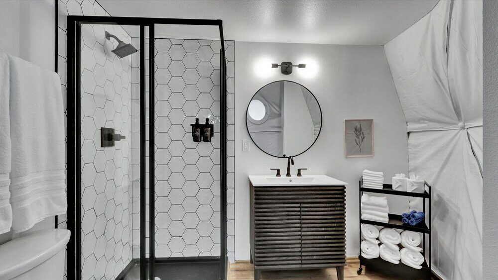 Фото Starlight Haven Hot Springs