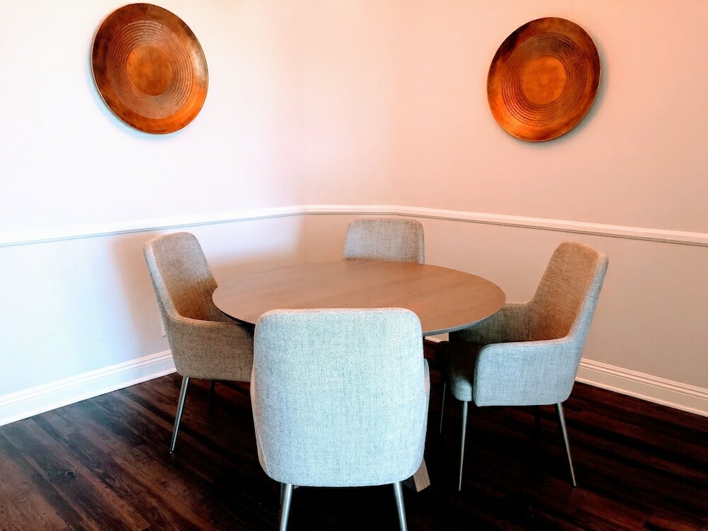 Фото Luxury Suites - Heart of Beverly Hills