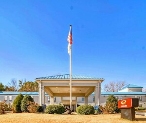 Гостиница Econo Lodge Raleigh near Walnut Creek Amphitheatre