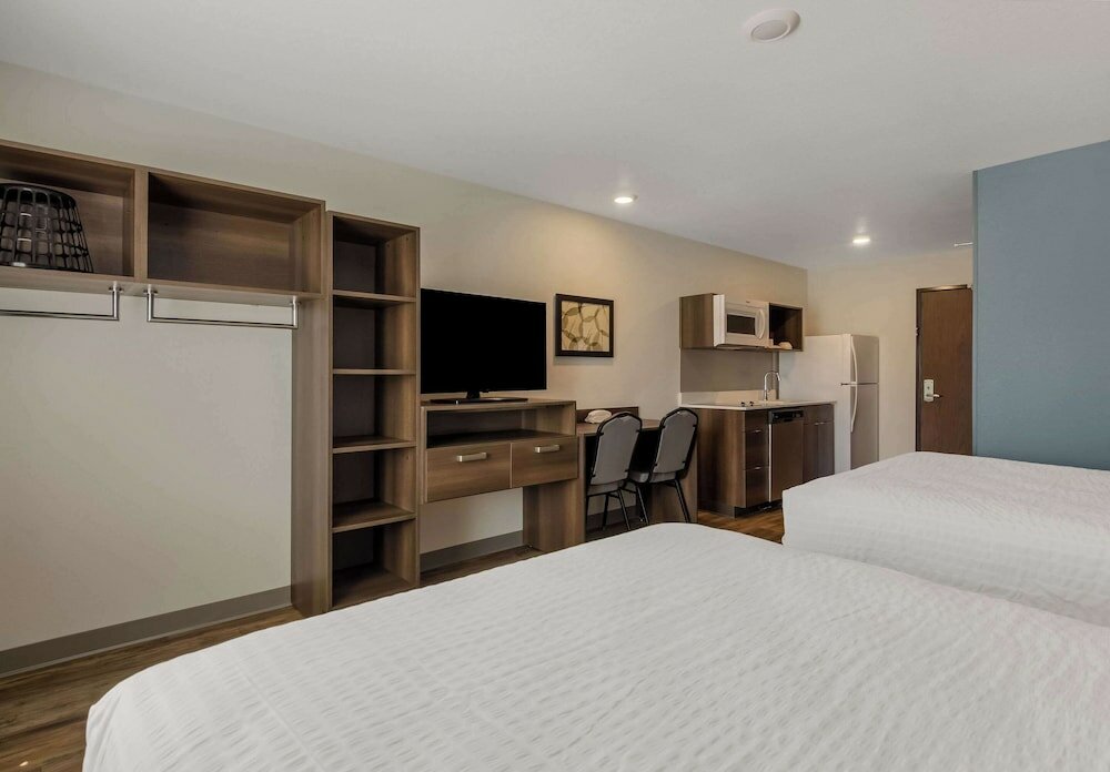 Фото WoodSpring Suites Roanoke